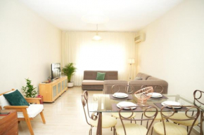 Ogi's Central Apartment